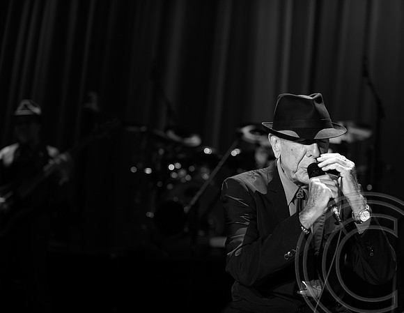 Leonard Cohen Paris