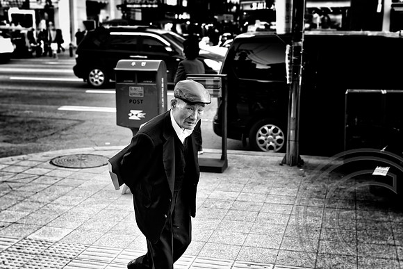 Seoul elderly doing it tough, Seoul, South Korea - April 2015