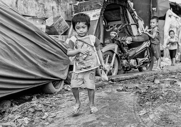 Manila: Philippines, No end to misery at Manila’s ”Happyland” slums