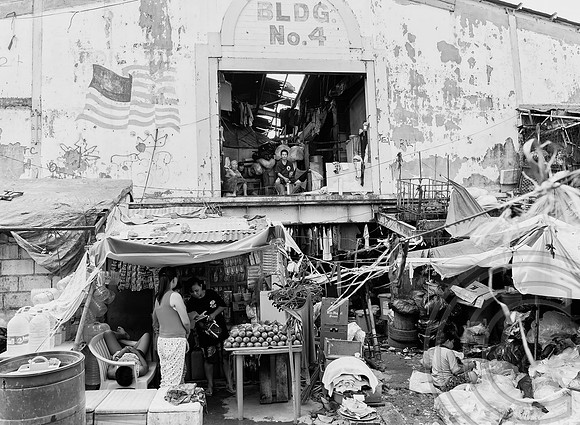 Manila: Philippines, No end to misery at Manila’s ”Happyland” slums