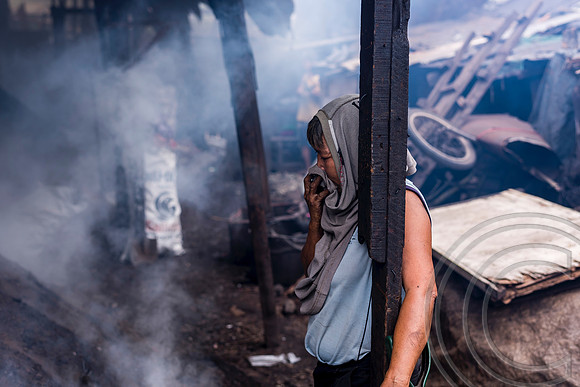 Charcoal harvesting rife in Manila's slums